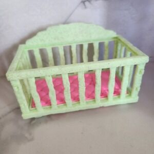 Vintage flintstones Doll Crib Green Speckled Plastic Pink Mattress Toy Furniture